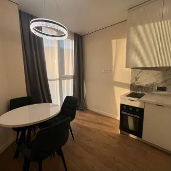 Продается 1-комнатная квартира, 30,4 м²