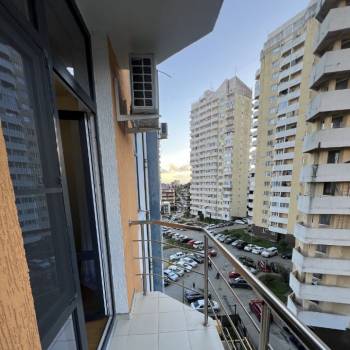 Продается 1-комнатная квартира, 38 м²