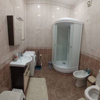 Продается 2-х комнатная квартира, 60 м²