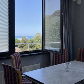 Сдается 2-х комнатная квартира, 100 м²