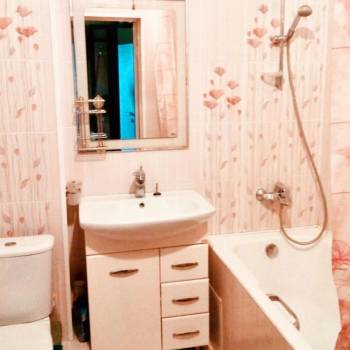 Продается 1-комнатная квартира, 46 м²