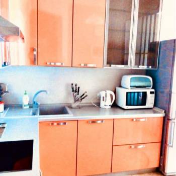 Продается 1-комнатная квартира, 46 м²