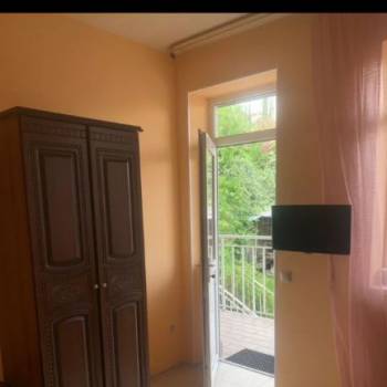 Сдается 2-х комнатная квартира, 356 м²