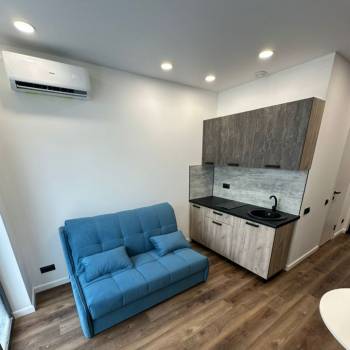 Продается 1-комнатная квартира, 18 м²