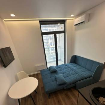 Продается 1-комнатная квартира, 18 м²