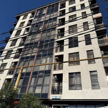 Продается 1-комнатная квартира, 29,7 м²