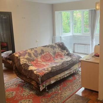 Продается 3-х комнатная квартира, 47,3 м²