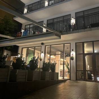 Продается Нежилое помещение, 220 м²