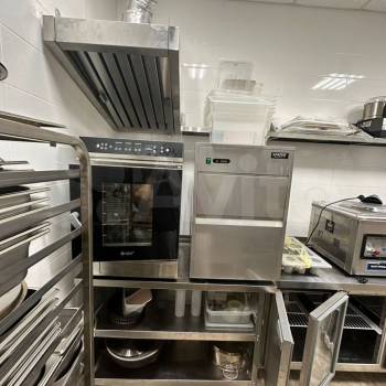 Продается Нежилое помещение, 220 м²