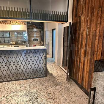 Продается Нежилое помещение, 220 м²