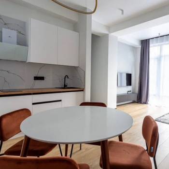 Продается 2-х комнатная квартира, 60 м²