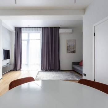 Продается 2-х комнатная квартира, 60 м²