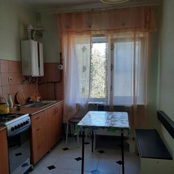 Продается 1-комнатная квартира, 37 м²