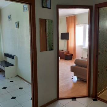 Продается 1-комнатная квартира, 37 м²