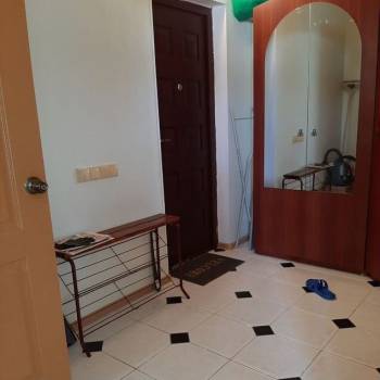 Продается 1-комнатная квартира, 37 м²