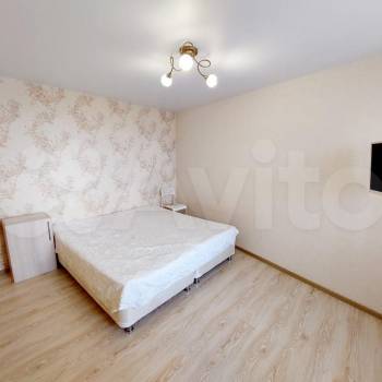 Сдается 2-х комнатная квартира, 75 м²