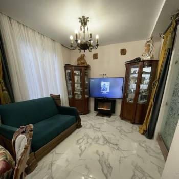 Продается 1-комнатная квартира, 49 м²