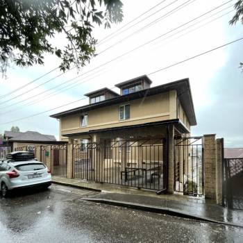 Продается 1-комнатная квартира, 49 м²