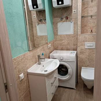 Сдается 1-комнатная квартира, 46 м²