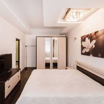 Сдается 2-х комнатная квартира, 70 м²