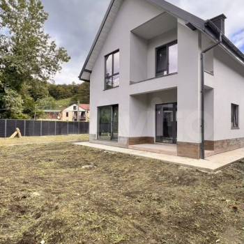 Продается Дом, 180 м²