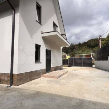 Продается Дом, 180 м²