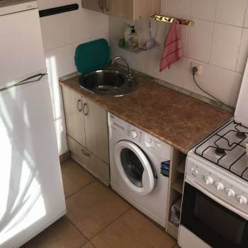 Продается 1-комнатная квартира, 32 м²