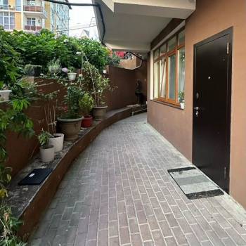 Продается 1-комнатная квартира, 33 м²