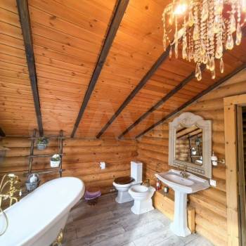 Продается Дом, 220 м²