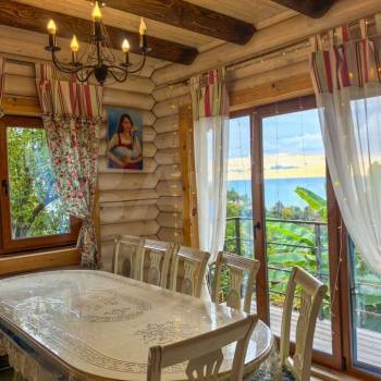 Продается Дом, 220 м²