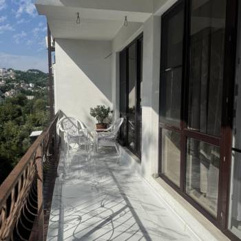 Продается 1-комнатная квартира, 45 м²