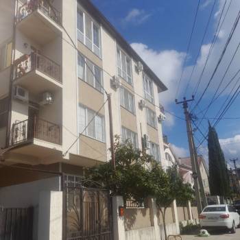 Продается Многокомнатная квартира, 130 м²