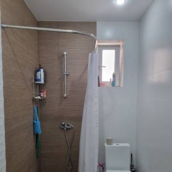 Продается Многокомнатная квартира, 130 м²