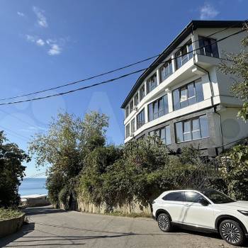 Продается 1-комнатная квартира, 42 м²