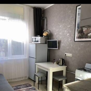 Продается 1-комнатная квартира, 18 м²