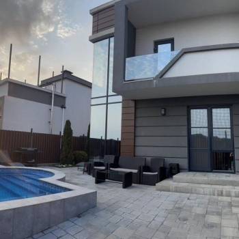 Сдается Дом, 205 м²