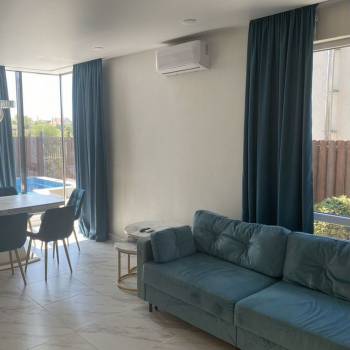 Сдается Дом, 205 м²