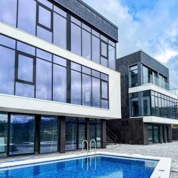 Продается Дом, 260 м²