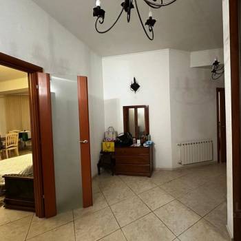 Продается 3-х комнатная квартира, 162,8 м²