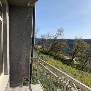 Продается 1-комнатная квартира, 37 м²