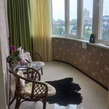 Сдается Многокомнатная квартира, 100 м²