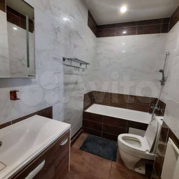 Сдается Многокомнатная квартира, 100 м²