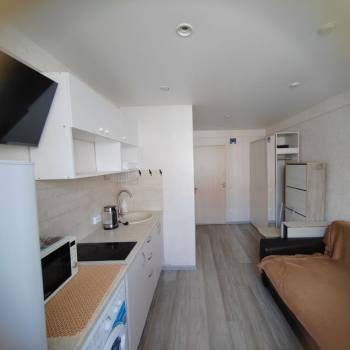 Продается 1-комнатная квартира, 15 м²