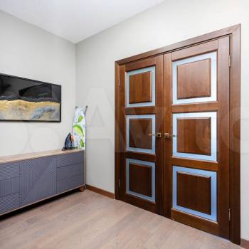 Сдается 2-х комнатная квартира, 110 м²