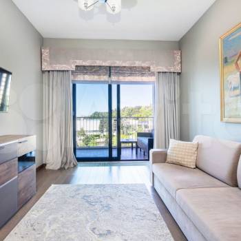 Сдается 2-х комнатная квартира, 110 м²