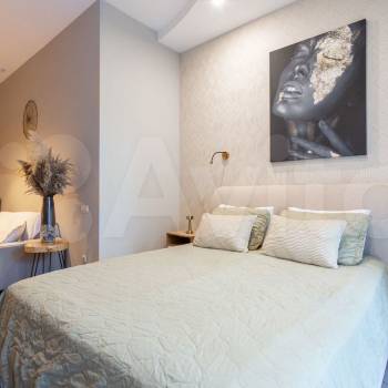 Продается 1-комнатная квартира, 50 м²