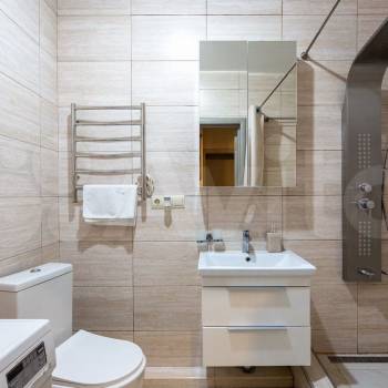 Продается 1-комнатная квартира, 50 м²