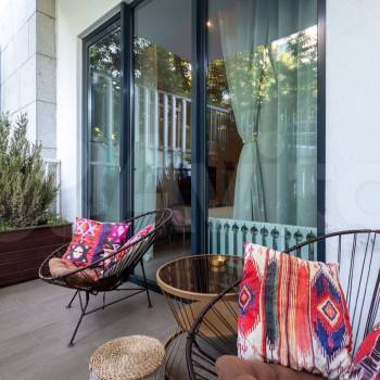 Продается 1-комнатная квартира, 50 м²