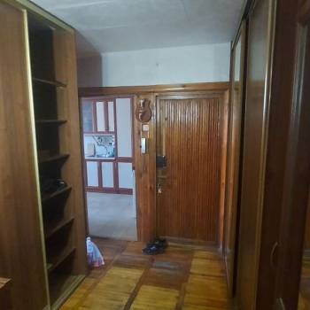 Продается Многокомнатная квартира, 84 м²