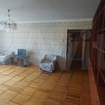 Продается Многокомнатная квартира, 84 м²